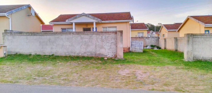 2 Bedroom Property for Sale in Haven Hills Eastern Cape